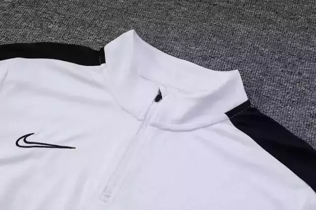 Conjunto Nike Dri-Fit Jaqueta + Calça "White"