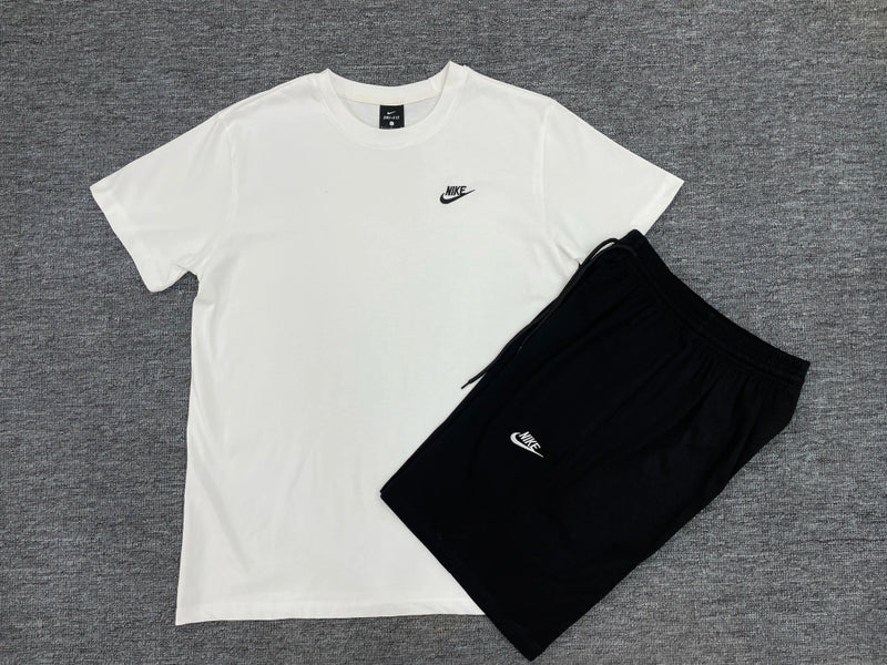 Kit Nike Basic "White"