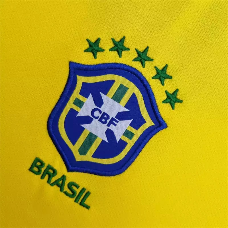 Camisa Retrô "Brazil Home 2004/2006"