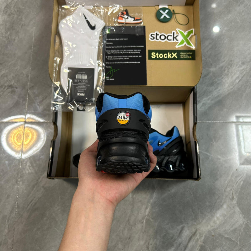 Air Max DN8 "Hyper Royal"