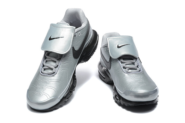 AIR MAX TN TIEMPO “METALLIC SILVER BLACK”