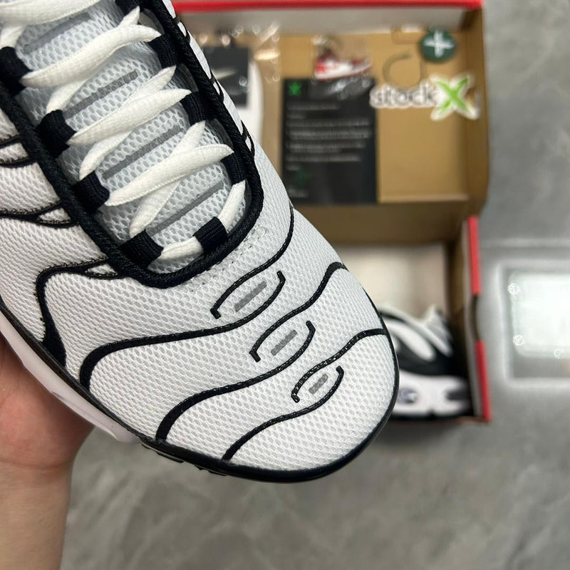 Air Max Plus TN 1 “Oreo”