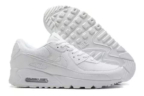 𝘼𝙄𝙍 𝙈𝘼𝙓 𝟵𝟬 “ TRIPLE WHITE “